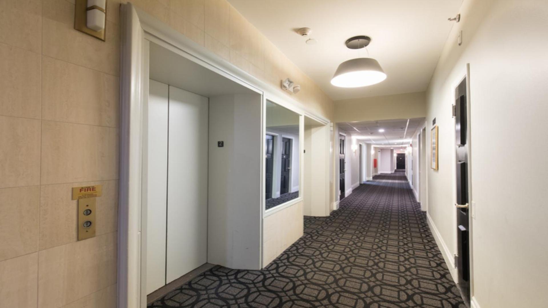 Charming Downtown Crossing Suites By Sonder Everett 외부 사진