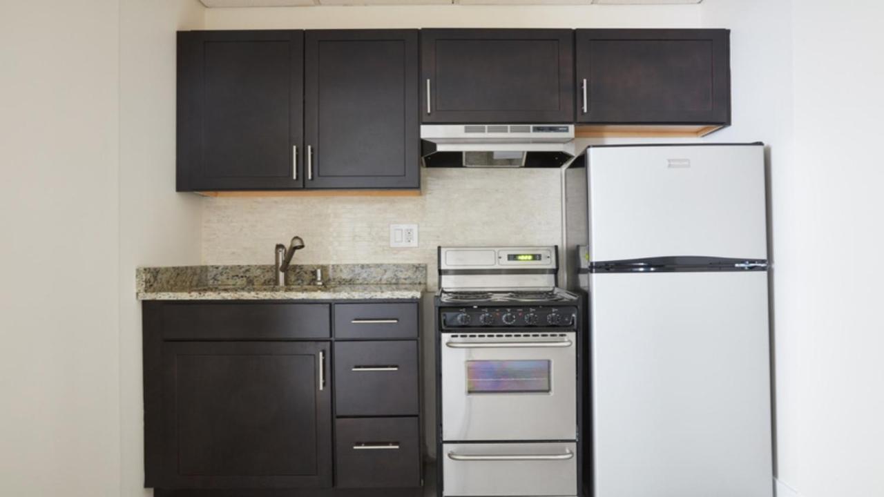 Charming Downtown Crossing Suites By Sonder Everett 외부 사진